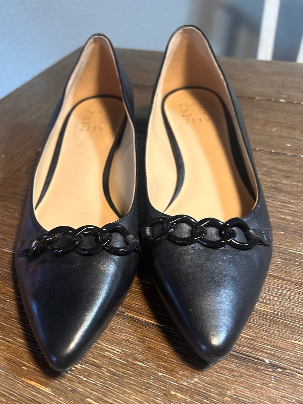Naturalizer leather flats size 9 - Picture 3 of 10